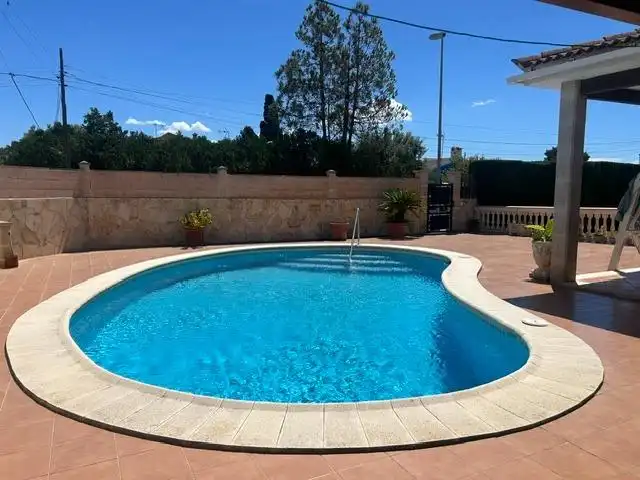 Swimming pool of Houses for sale in Llucmajor  with Air Conditioner, Heating and Private garden