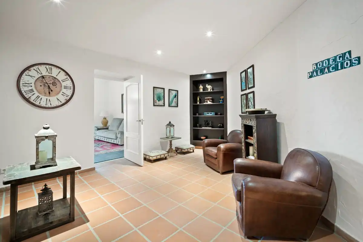 Chalet con piscina en venta en Benahavís pueblo, imagen 44