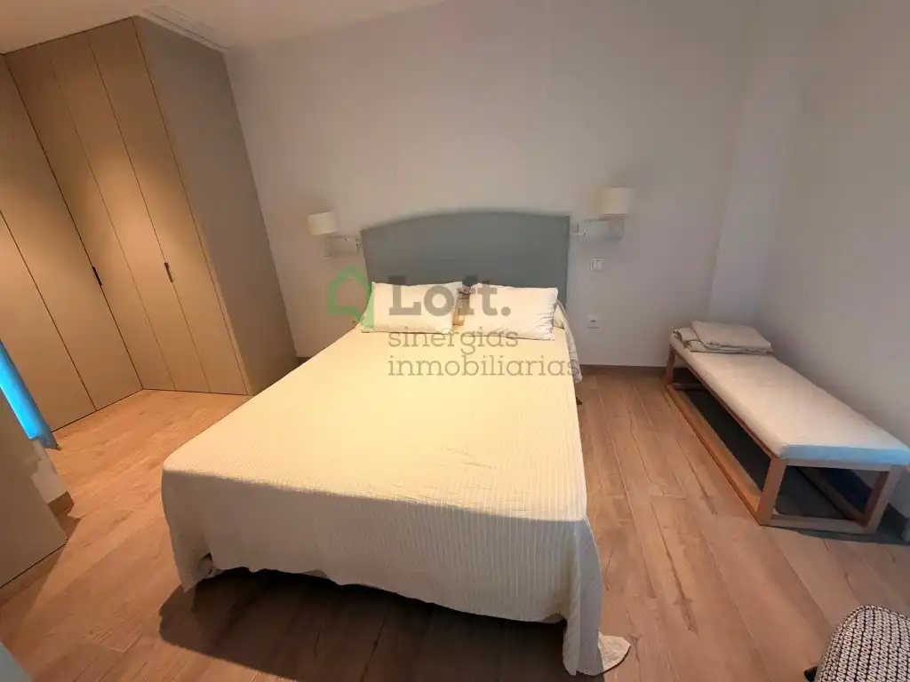 Dormitori de Casa o xalet en venda en Badajoz amb Terrassa, Piscina i Domòtica