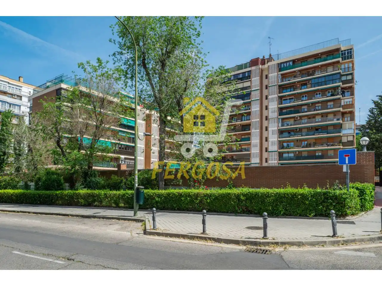 Vista exterior de Piso en venta en Móstoles con Calefacción, Parquet y Terraza