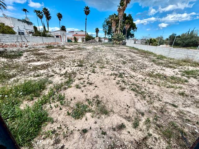 Terreno residencial en Venta en Carrer Horaci en Albufereta