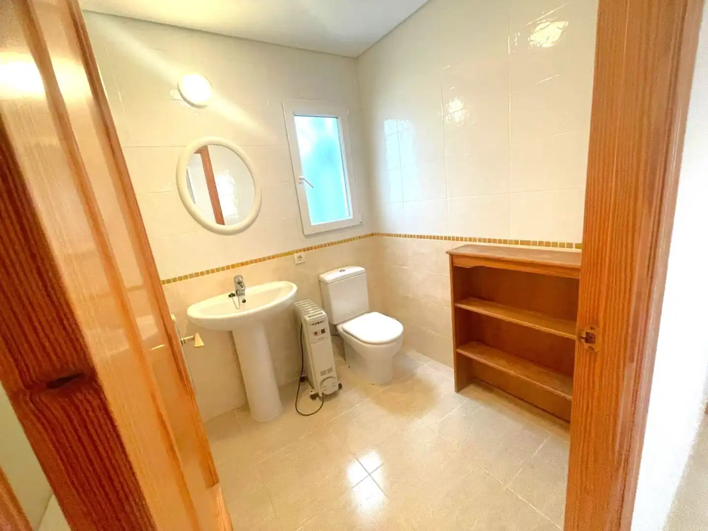 Baño de Apartamento en venta en Xaló con Terraza y Amueblado