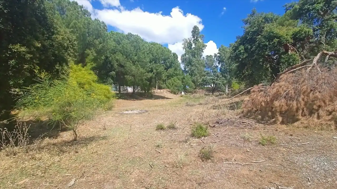 Residencial en venda a Cm Campamento, Cerro Muriano