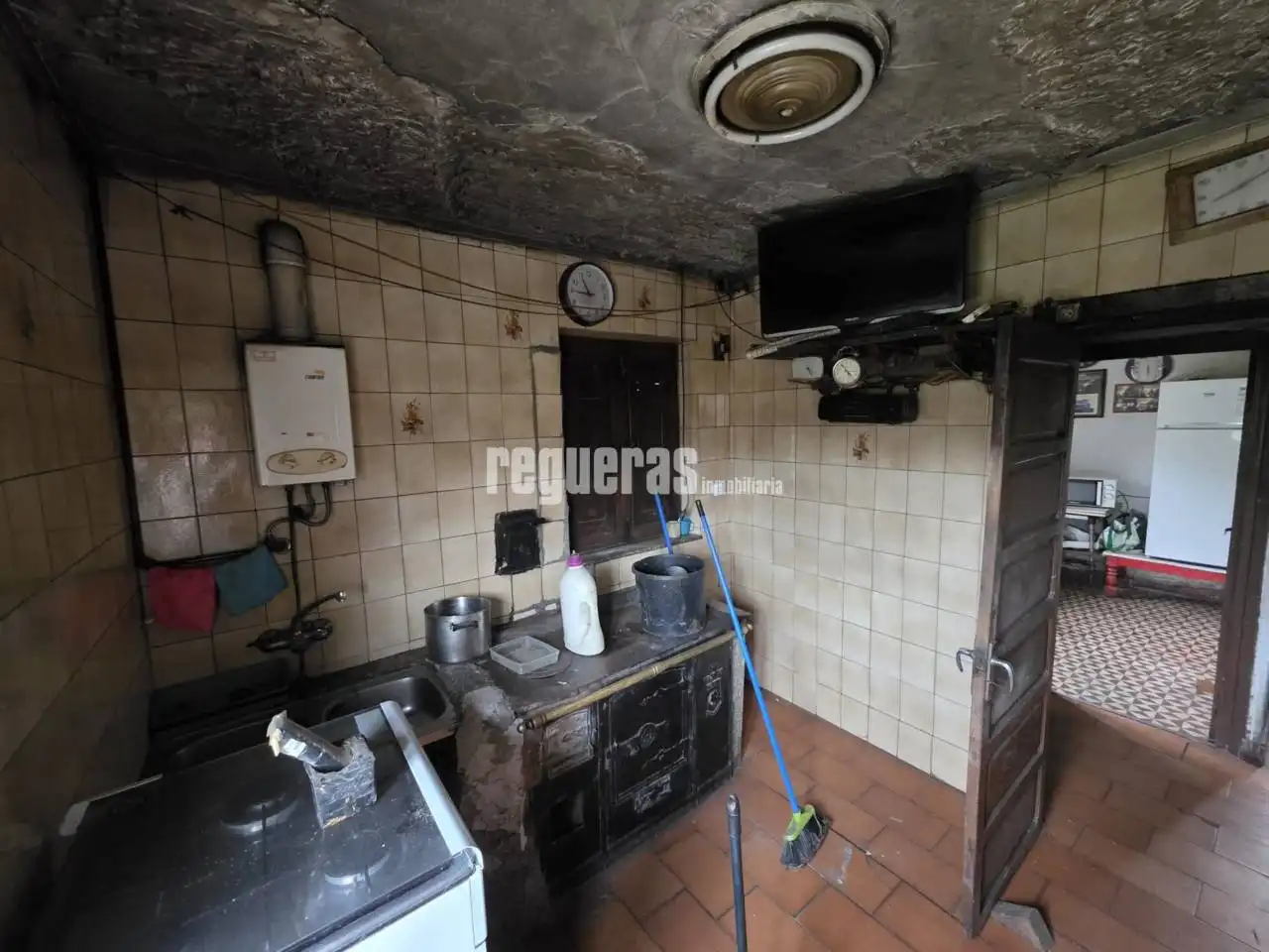 Cuina de Casa o xalet en venda en Castrillón