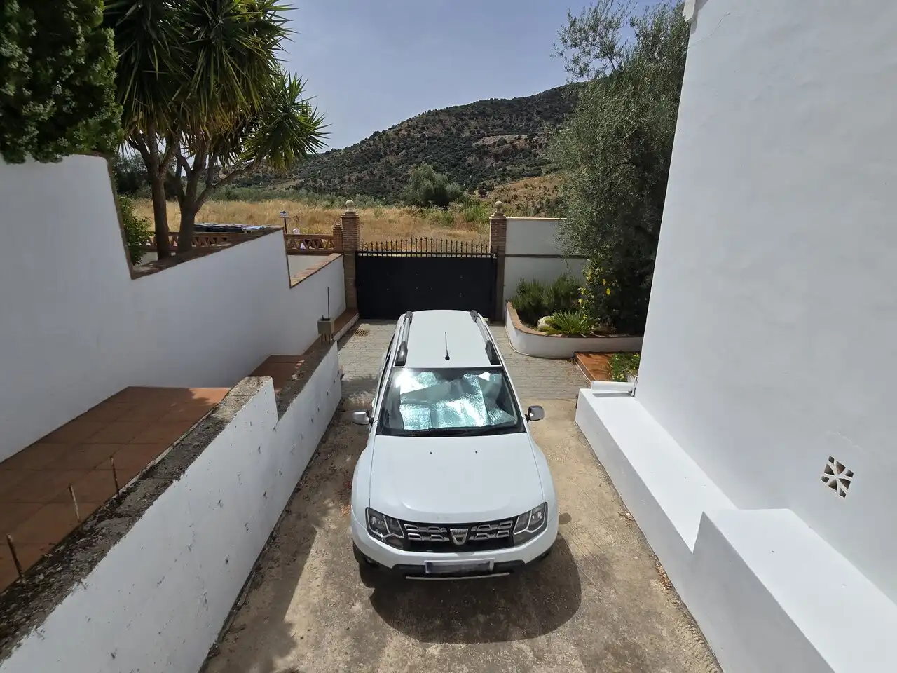 Aparcament de Casa o xalet en venda en Periana amb Aire condicionat, Terrassa i Piscina