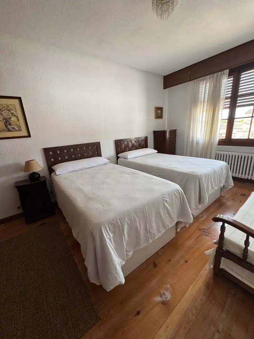 Dormitori de Casa o xalet en venda en Madrigal de las Altas Torres amb Calefacció