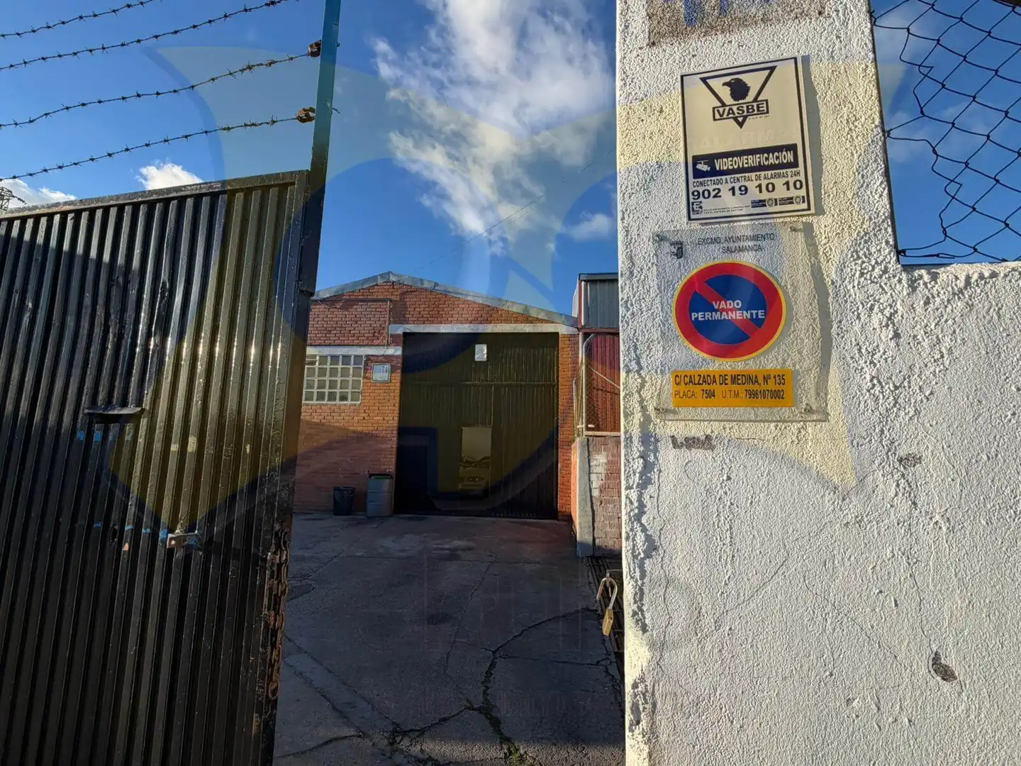Vista exterior de Nave industrial en venta en Salamanca