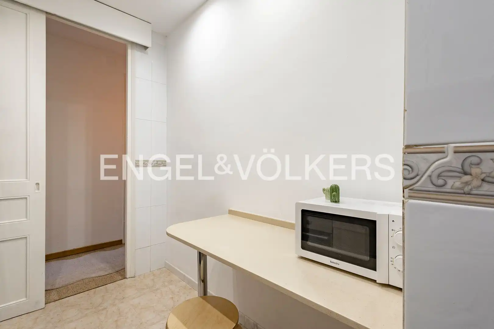 Küche von Wohnung zum Verkauf in Barcelona mit Klimaanlage, Heizung und Terrasse