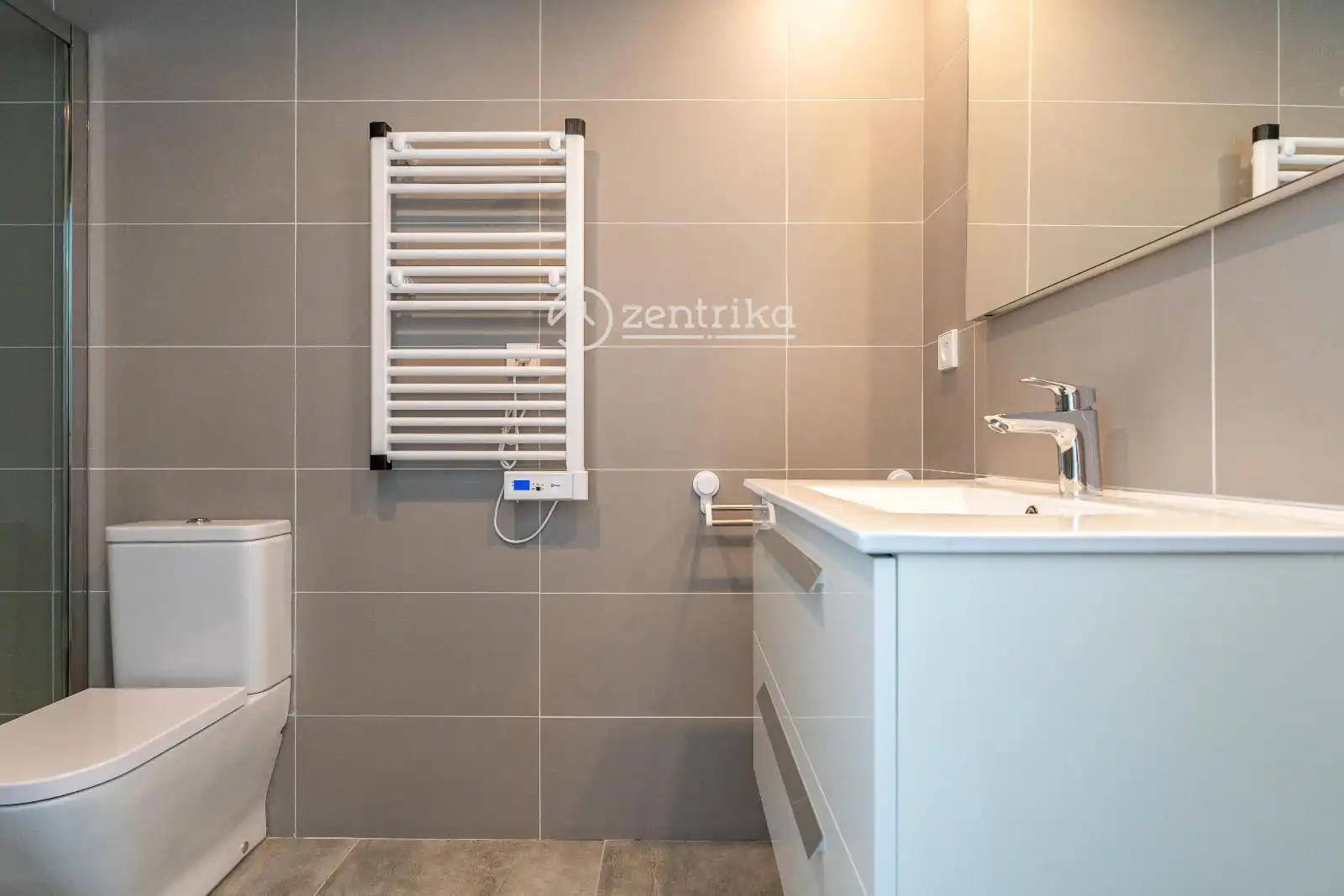 Baño de Piso en venta en Cambrils con Aire acondicionado, Calefacción y Terraza