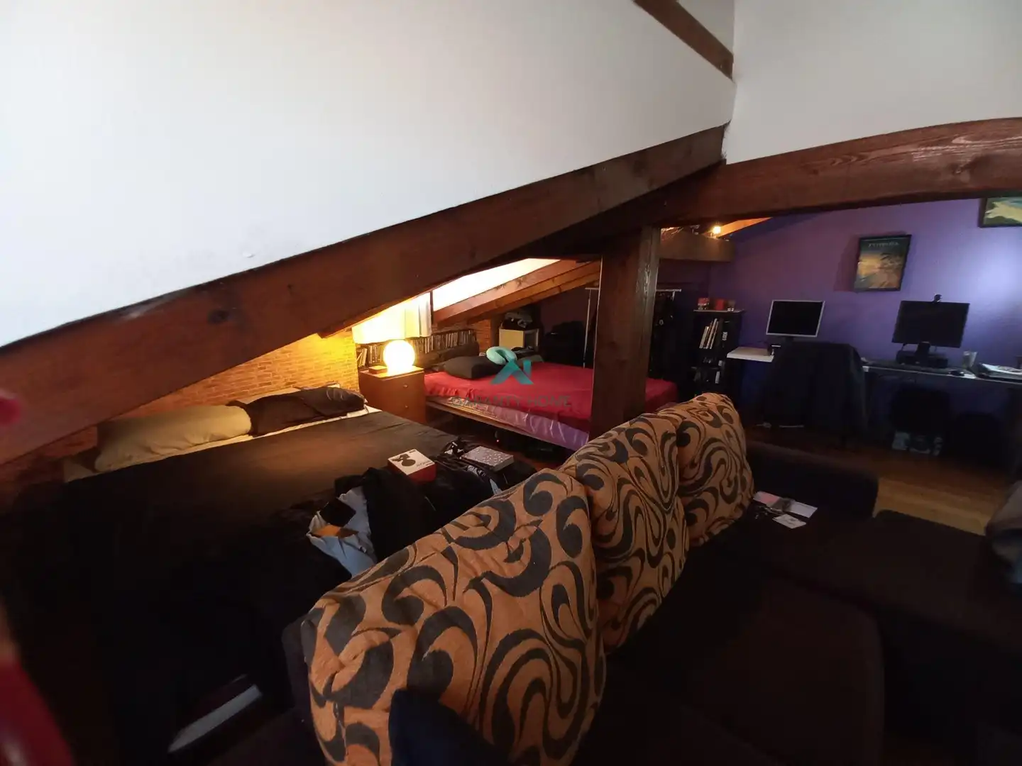Attic for rent in Laredo