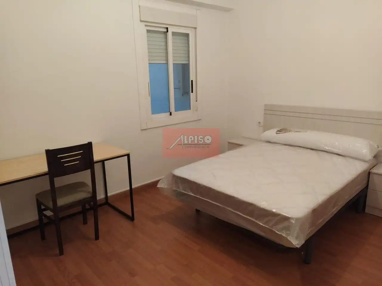 Habitación de Piso de alquiler en Ourense Capital  con Calefacción, Amueblado y Balcón