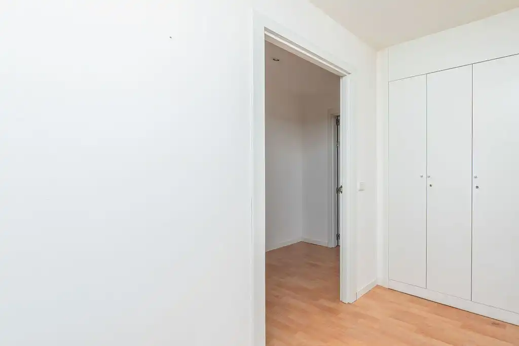 Flat for sale in C/ Plaza de la Estación - Res , Jardín de los Reyes - Parque Real