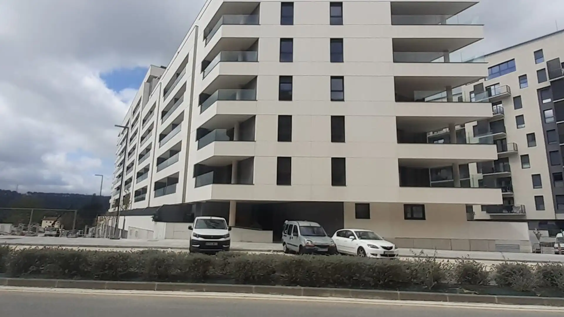 Außenansicht von Wohnung zur Miete in Barañáin / Barañain mit Heizung und Terrasse