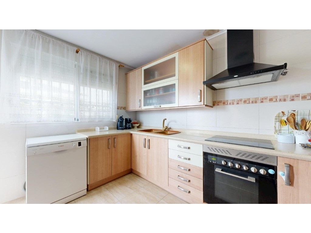 Kitchen of House or chalet for sale in Alberic  with Heating, Private garden and Terrace