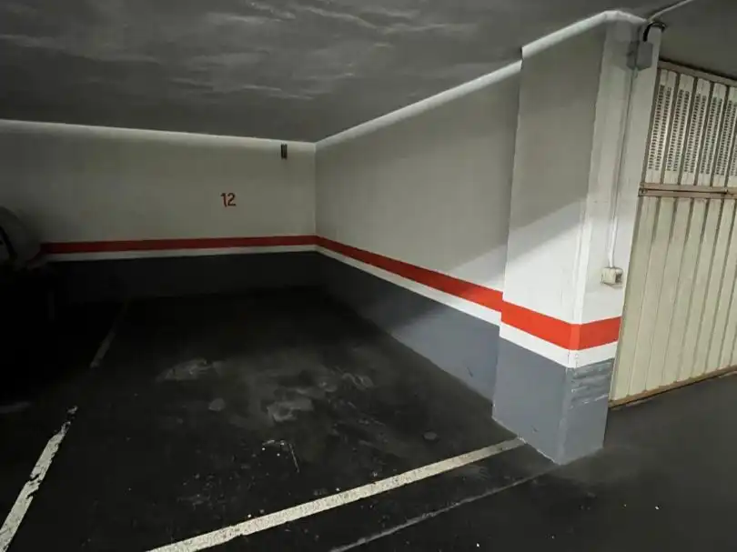 Parking de Garaje en venta en Getxo  con Alarma