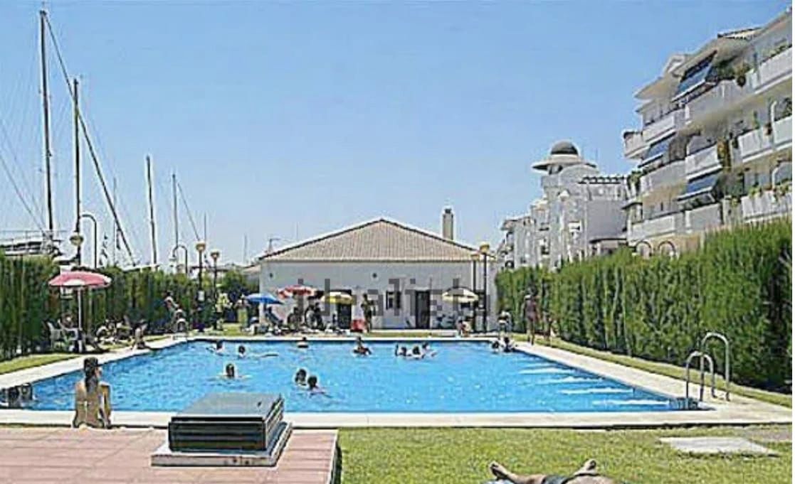 Swimming pool of Flat to rent in Gelves  with Air Conditioner, Terrace and Storage room