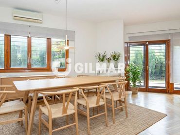 Villa mit Pool zum Verkauf in Fuencarral - El Pardo