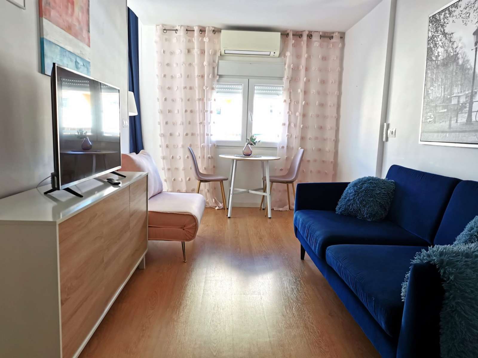 Bedroom of Apartment to share in Torremolinos  with Air Conditioner and Terrace