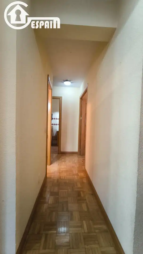Flat for sale in Madrid  with Air Conditioner and Heating
