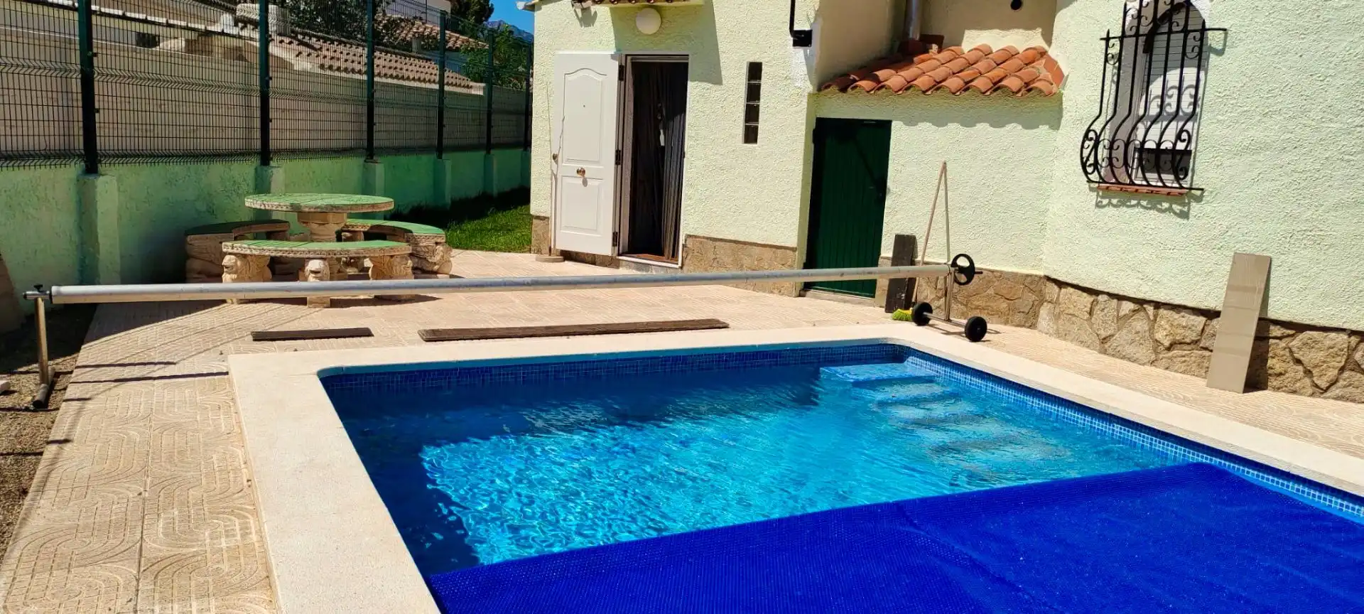 Piscina de Casa o xalet en venda en Mont-roig del Camp amb Calefacció, Jardí privat i Traster