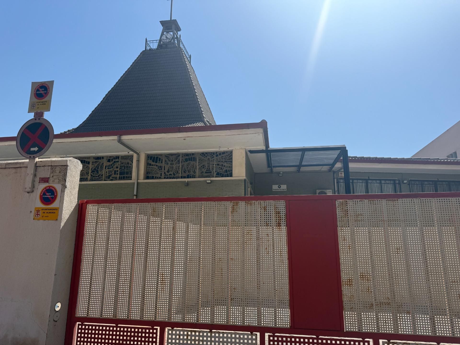 Exterior view of Garage to rent in  Almería Capital