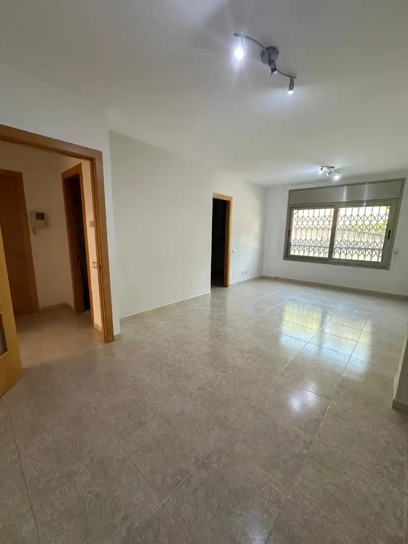 Wohnung zum Verkauf in Manresa mit Heizung, Terrasse und Abstellraum
