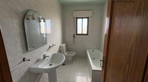 Foto 3 de Casa adosada en venta en Burujón, Toledo