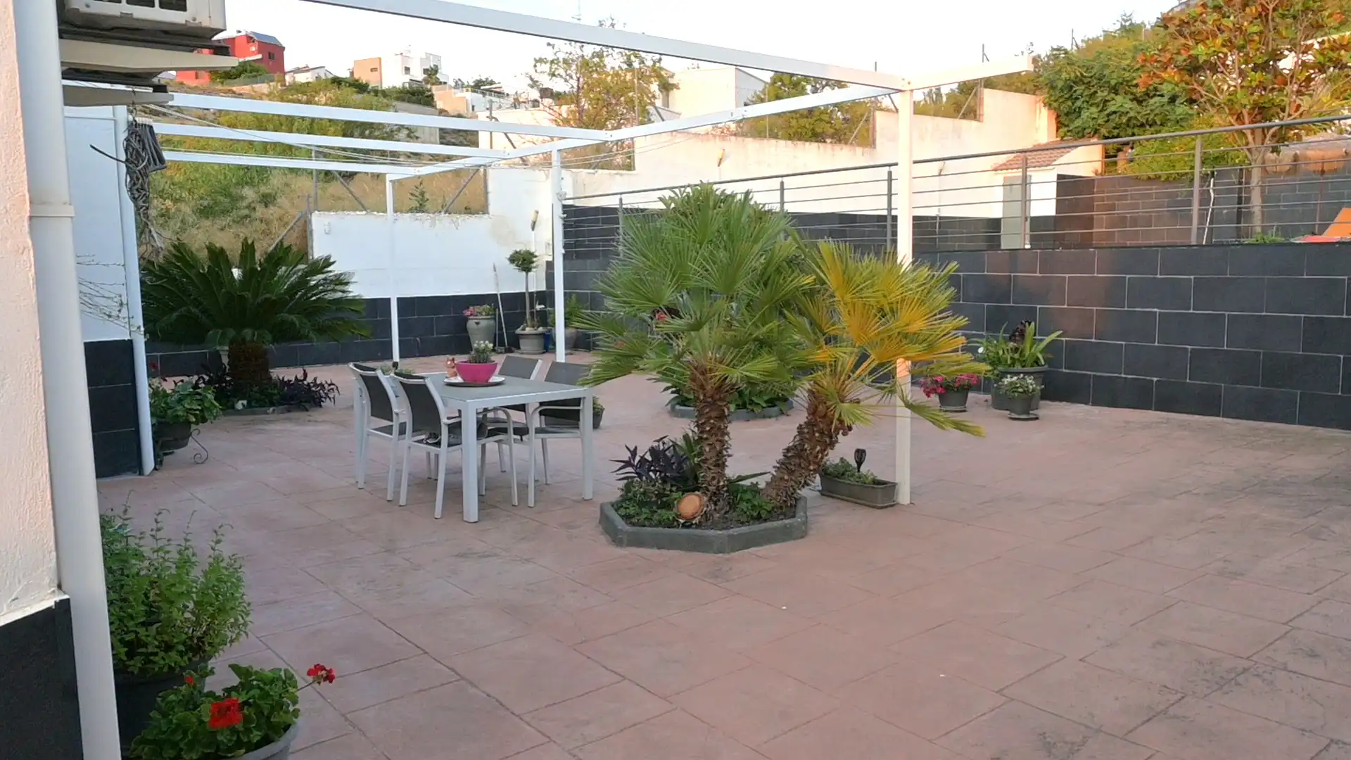 Terrassa de Casa o xalet en venda en La Zubia amb Aire condicionat, Calefacció i Jardí privat