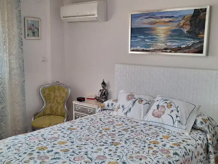 Dormitori de Pis en venda en Granada amb Aire condicionat, Parquet i Terrassa