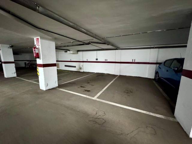 Garaje en Alquiler en Carrer del Sol en Mas Rampinyo - Montcada Nova - Carrerada