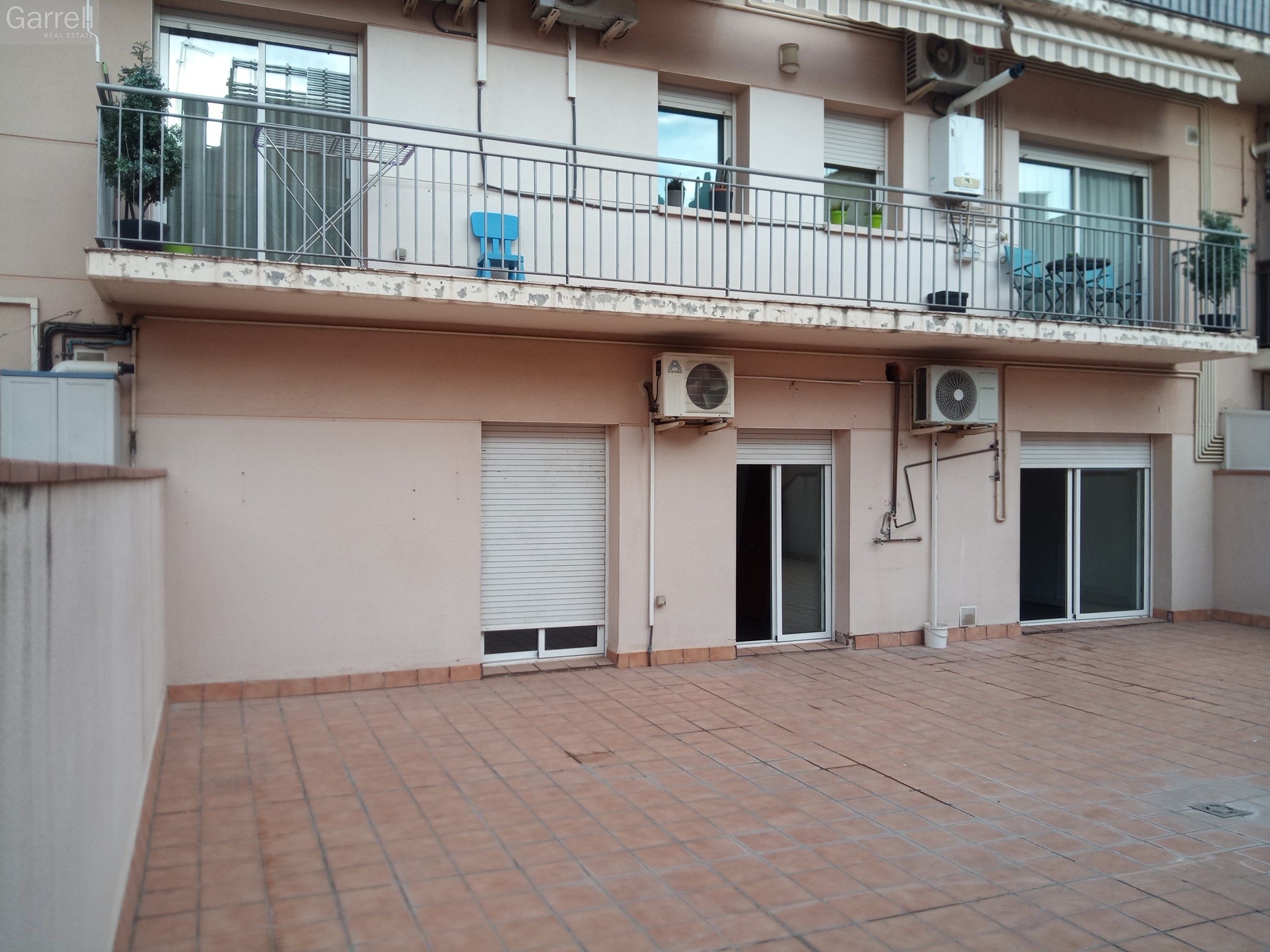 Vista exterior de Pis en venda en Sabadell amb Traster i Moblat