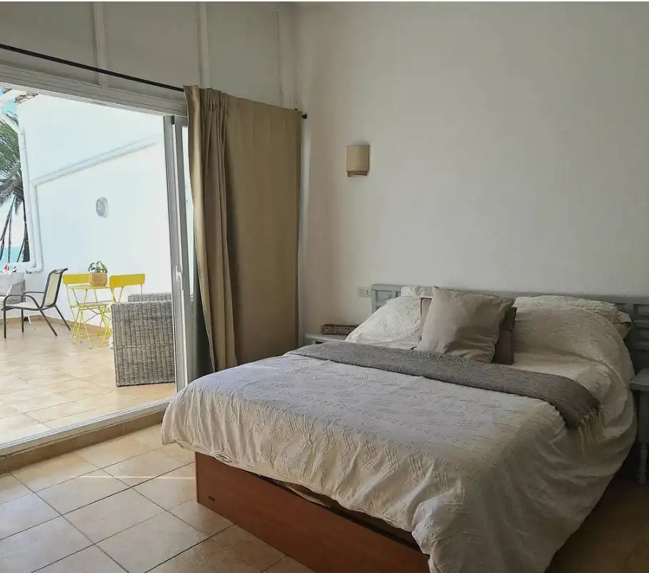 Habitación de Ático en venta en Estepona con Terraza, Amueblado y Horno