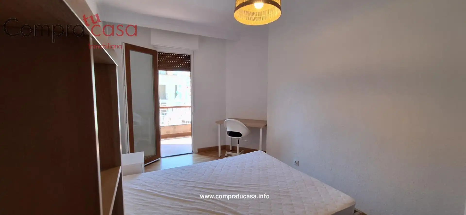 Habitación de Piso de alquiler en Segovia con Calefacción, Terraza y Amueblado