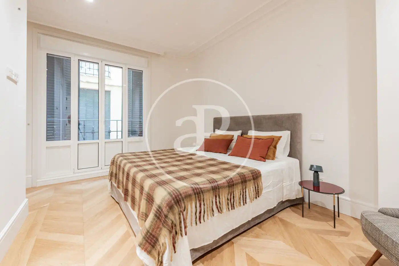 Schlafzimmer von Wohnung zum Verkauf in Madrid mit Klimaanlage, Heizung und Balkon