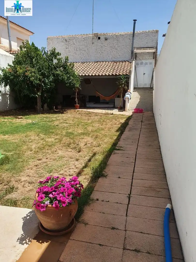 Jardí de Casa o xalet en venda en Motilleja amb Aire condicionat, Jardí privat i Terrassa