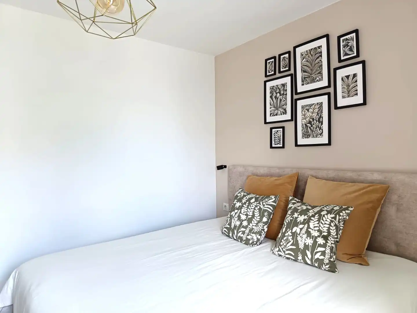 Habitación de Casa adosada en venta en Rincón de la Victoria con Aire acondicionado, Terraza y Amueblado