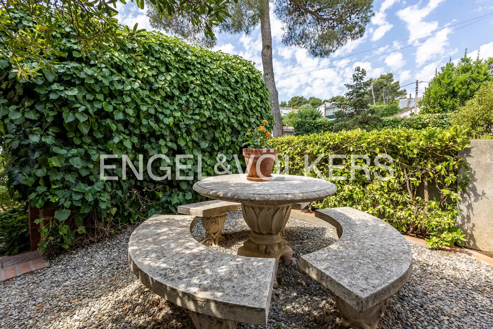 Terrassa de Casa o xalet en venda en Mediona amb Calefacció, Jardí privat i Piscina
