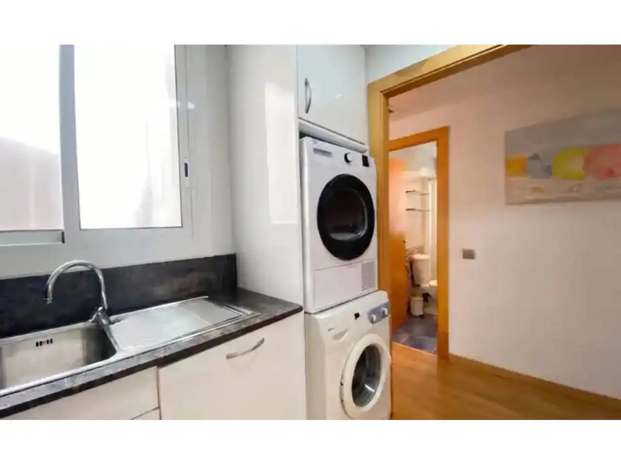 Küche von Wohnung zum Verkauf in Sitges mit Klimaanlage, Heizung und Terrasse