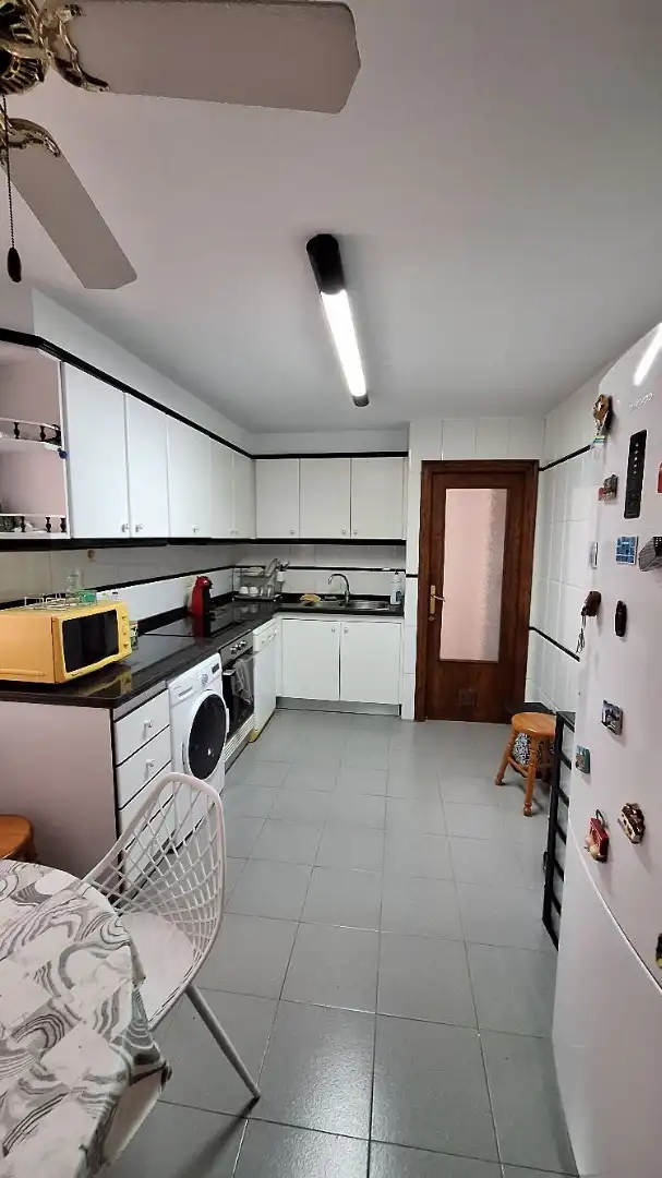 Cocina de Apartamento en venta en Gandia con Aire acondicionado, Calefacción y Terraza
