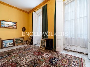House with balcony for sale in Asdrúbal - Bahía Blanca