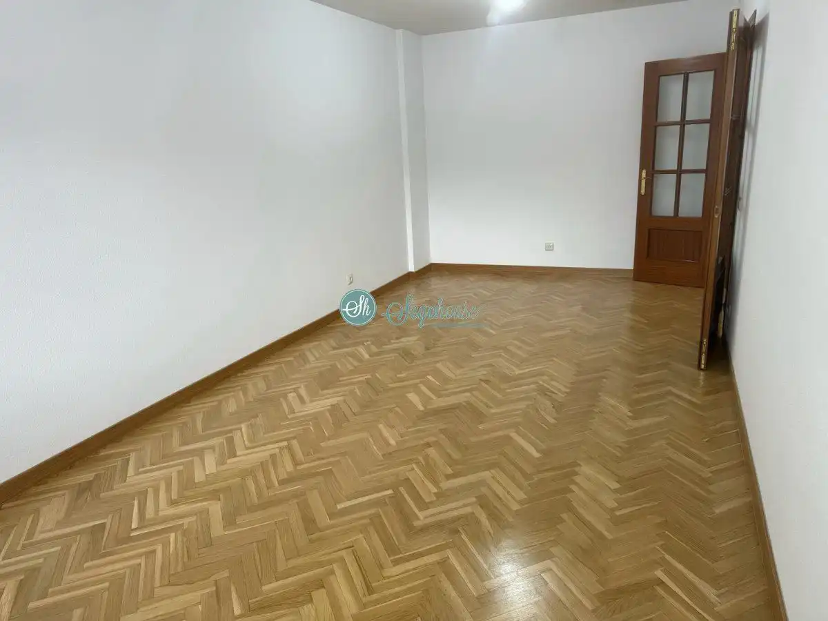 Piso con ascensor en venta en Vía Romana, imagen 13