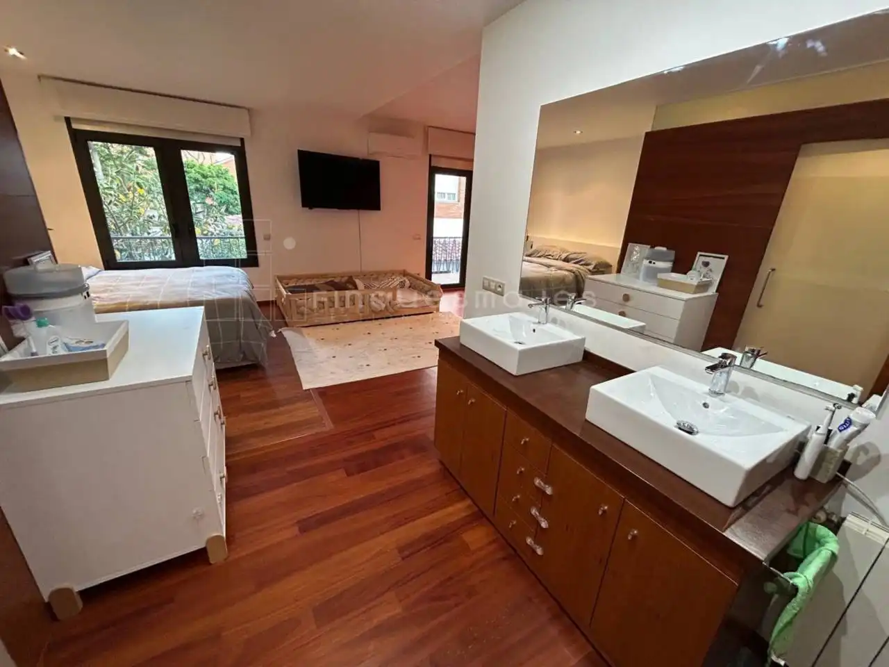 Bedroom of Houses for sale in Castelldefels  with Air Conditioner, Heating and Private garden