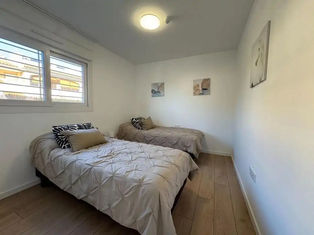 Apartament amb piscina en venda a Mil Palmeras, imagen 8