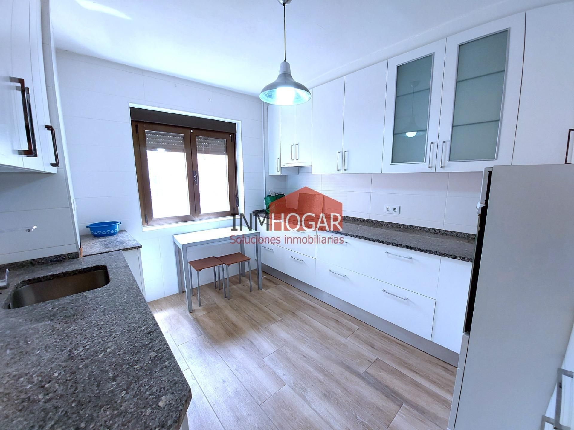 Kitchen of Flat for sale in Ávila Capital  with Heating and Storage room