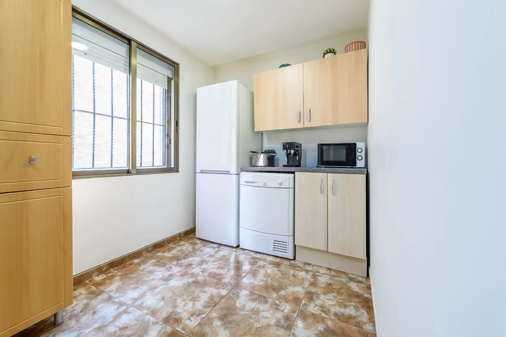 Küche von Wohnung zum Verkauf in Tarragona mit Klimaanlage, Möbliert und Ofen
