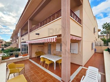 Maison jumelée avec balcon à vendre à POLONIA