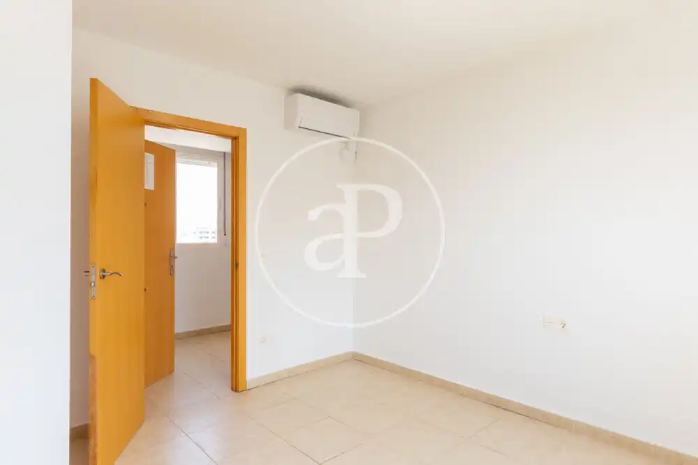 Wohnung zur Miete in Sagunto / Sagunt mit Klimaanlage, Heizung und Terrasse