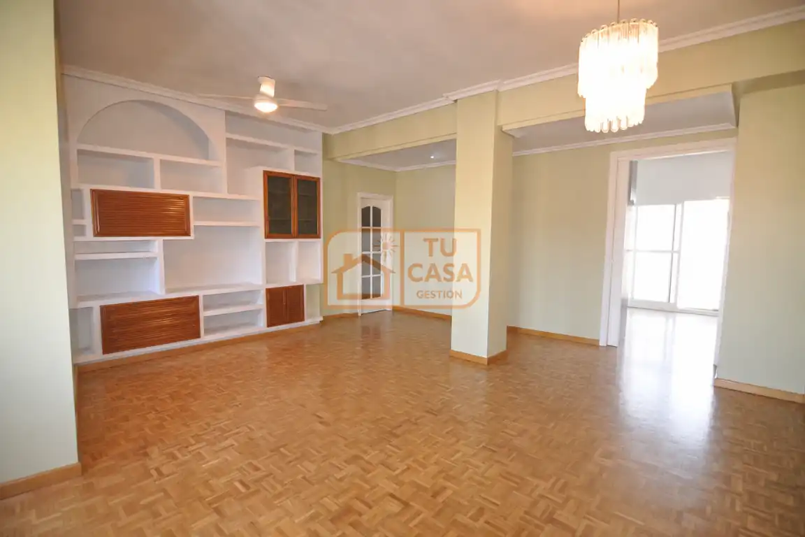 Flat with terrace to rent in Calle Periodista Sánchez Asensio