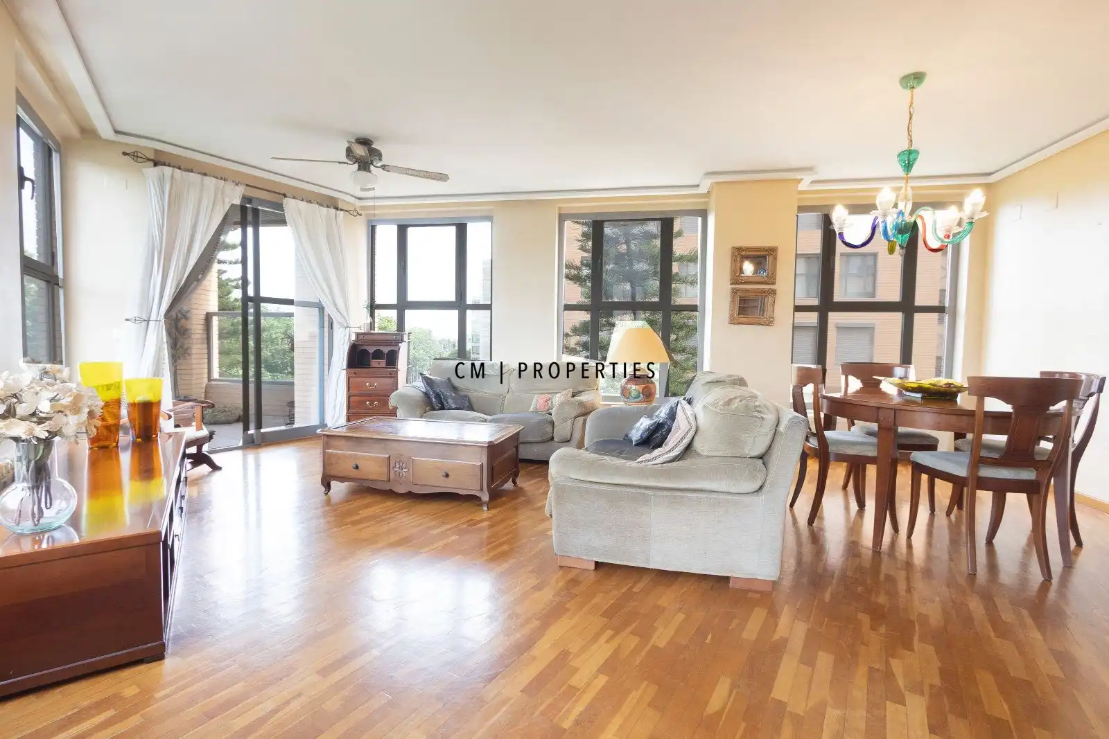 Living room of Flat for rent in  Valencia Capital  with Air Conditioner, Heating and Terrace