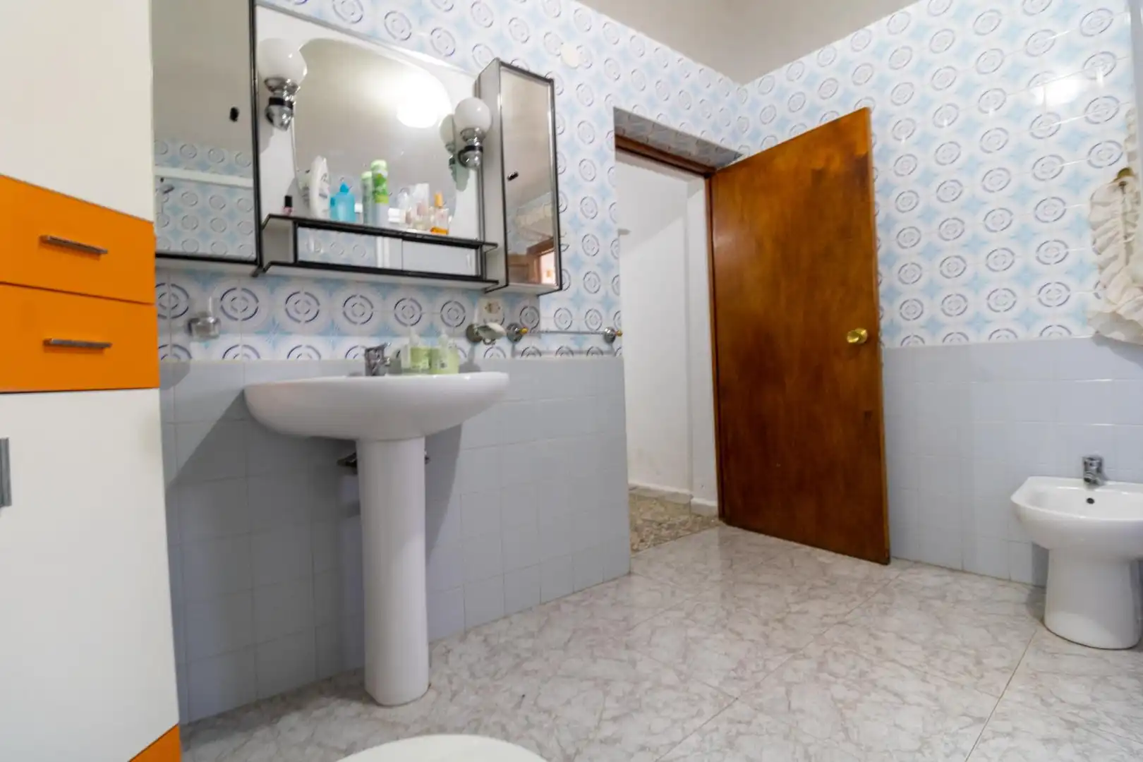 Bany de Casa o xalet en venda en Alhama de Almería amb Terrassa, Moblat i Alarma